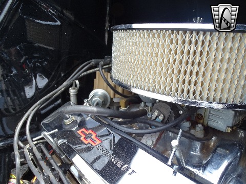 1932 Ford Roadster image 113