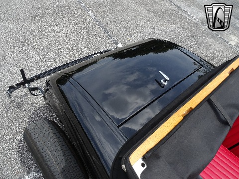 1932 Ford Roadster image 88