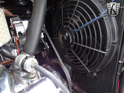 1932 Ford Roadster image 114