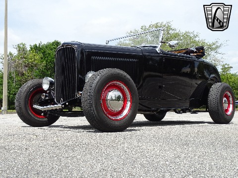 1932 Ford Roadster image 11