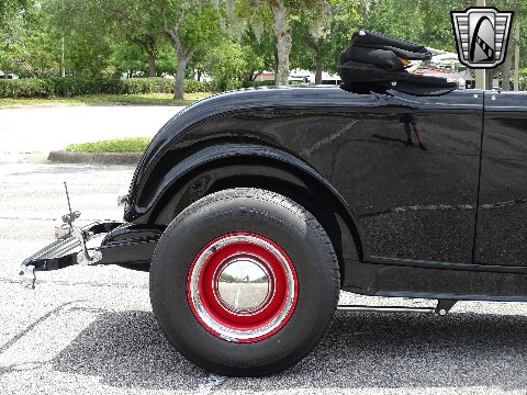 1932 Ford Roadster image 37