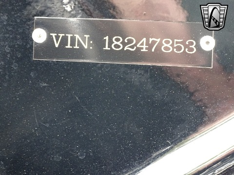 1932 Ford Roadster image 115