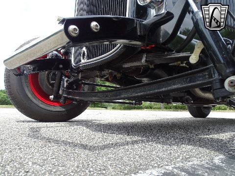 1932 Ford Roadster image 116