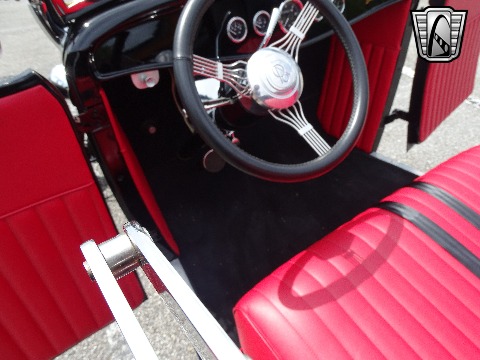 1932 Ford Roadster image 93