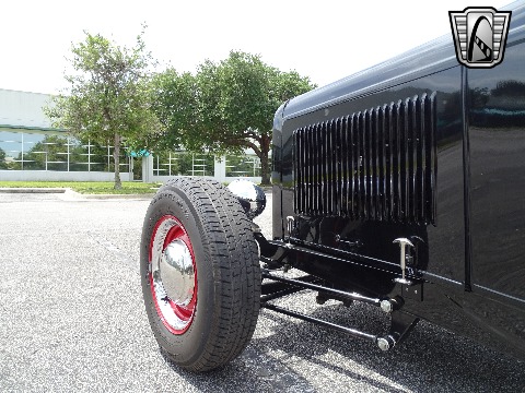 1932 Ford Roadster image 68