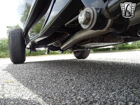 1932 Ford Roadster image 120