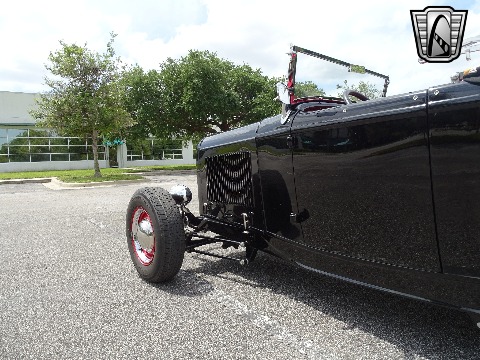 1932 Ford Roadster image 69
