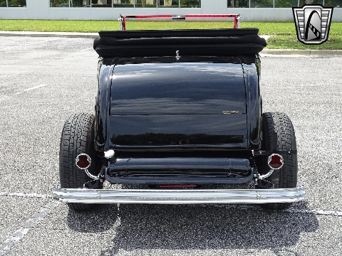 1932 Ford Roadster image 18