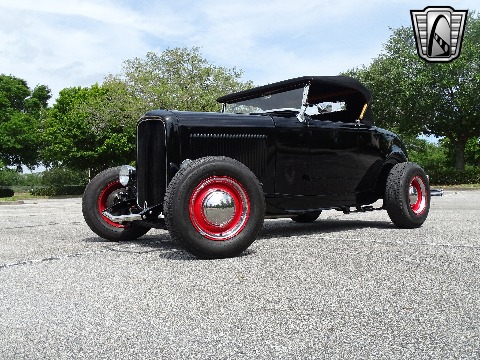 1932 Ford Roadster image 44