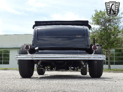 1932 Ford Roadster image 20