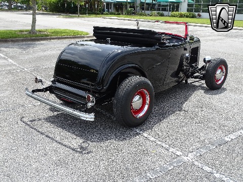 1932 Ford Roadster image 21
