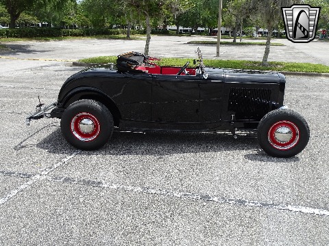 1932 Ford Roadster image 24