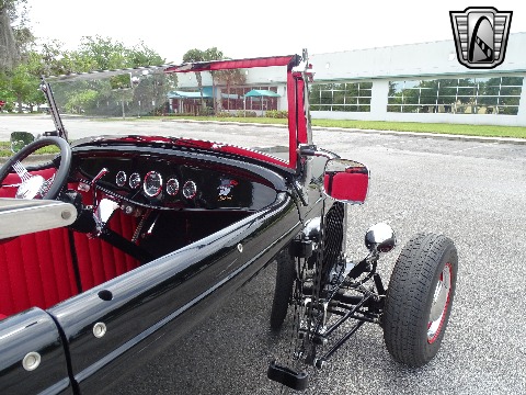 1932 Ford Roadster image 76