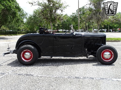 1932 Ford Roadster image 25