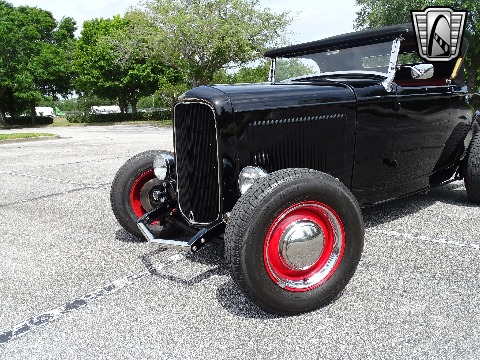 1932 Ford Roadster image 51