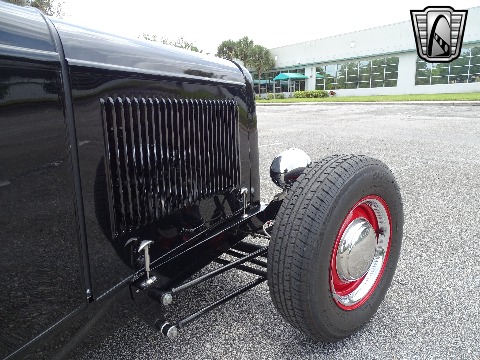 1932 Ford Roadster image 77