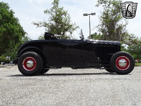1932 Ford Roadster image 26