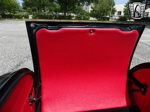 1932 Ford Roadster image 104