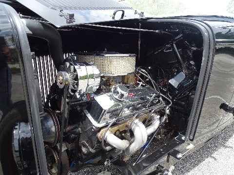 1932 Ford Roadster image 105