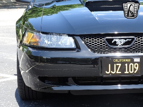 2001 Ford Mustang image 30