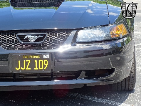 2001 Ford Mustang image 31