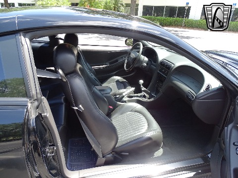 2001 Ford Mustang image 110