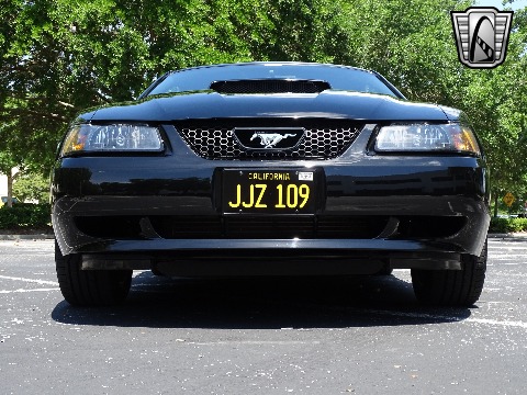 2001 Ford Mustang image 8
