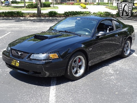 2001 Ford Mustang image 9