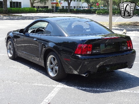 2001 Ford Mustang image 15