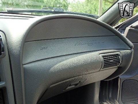 2001 Ford Mustang image 105