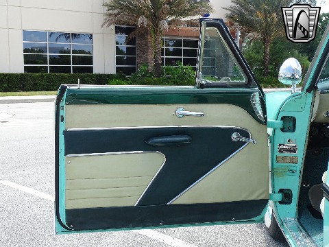 1954 Mercury Monterey image 102