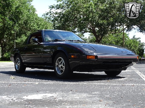 1985 Mazda RX7 image 29