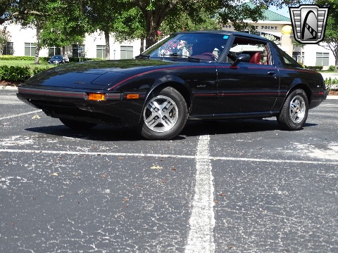 1985 Mazda RX7 image 4