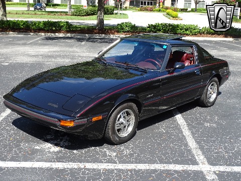 1985 Mazda RX7 image 9