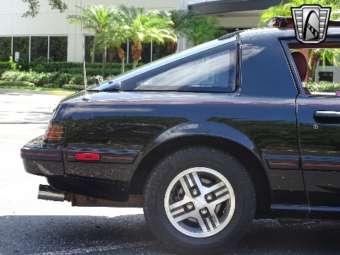 1985 Mazda RX7 image 37