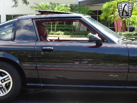 1985 Mazda RX7 image 38