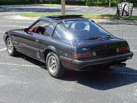 1985 Mazda RX7 image 15