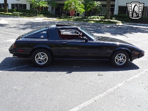 1985 Mazda RX7 image 24