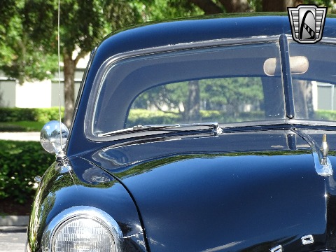 1949 Ford Custom image 32
