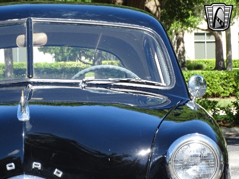 1949 Ford Custom image 33