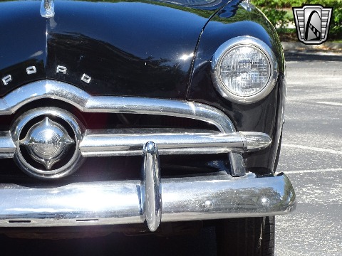 1949 Ford Custom image 34