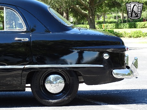 1949 Ford Custom image 37