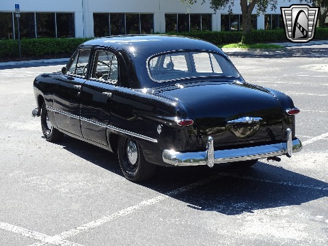 1949 Ford Custom image 16