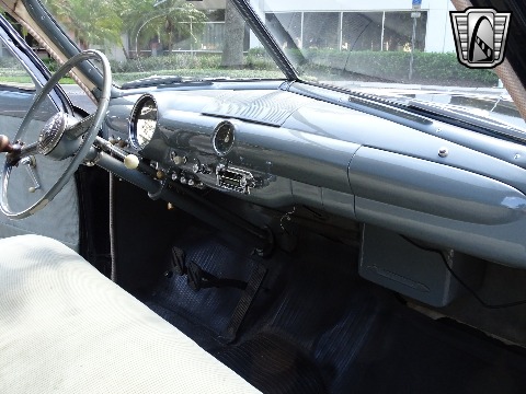 1949 Ford Custom image 98