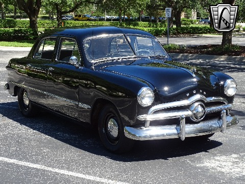 1949 Ford Custom image 28