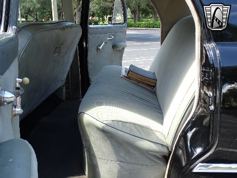 1949 Ford Custom image 106