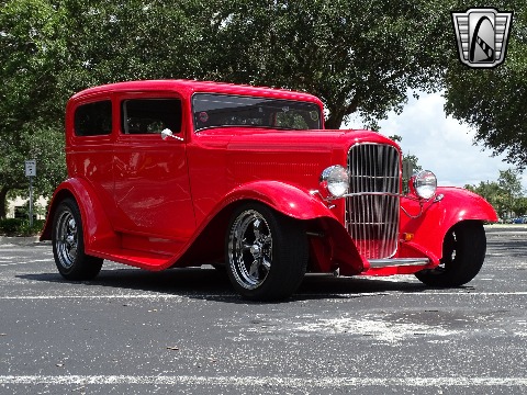 1932 Ford Sedan image 29