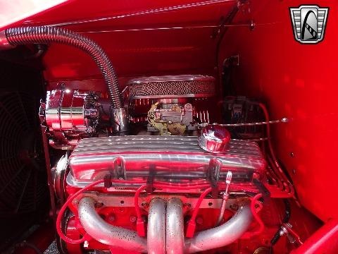 1932 Ford Sedan image 110