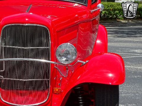 1932 Ford Sedan image 33