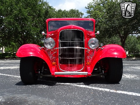 1932 Ford Sedan image 8